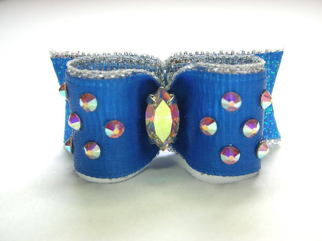 Noeud pour chien- simple coque-bleu-strass-luxe-exposition chien-bowsnoeuds