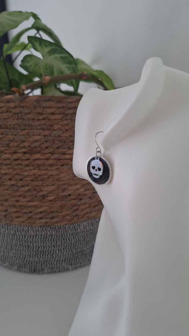 Boucles oreilles crâne Halloween noir 