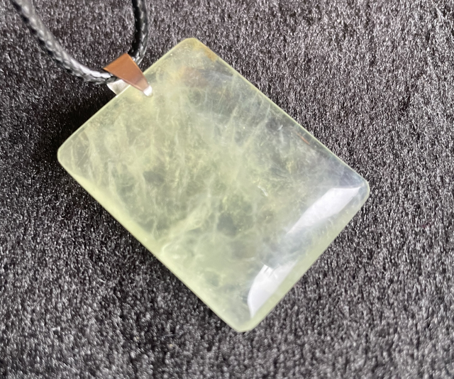 Pendentif pierre plate forme libre 40 mm Fluorine Qualité AA