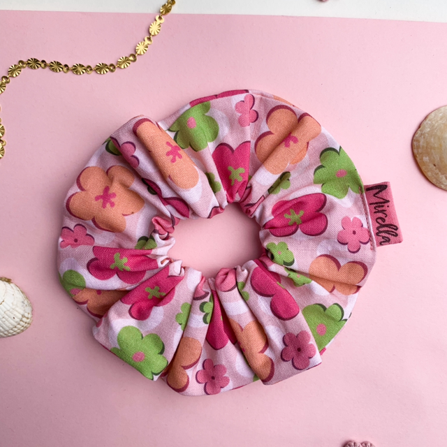 Summer Flower Power Scrunchie