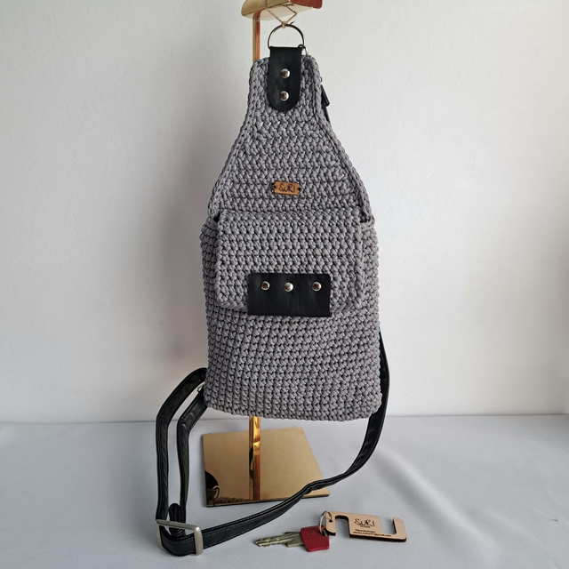 kvačkana torbica Urban Crossbody