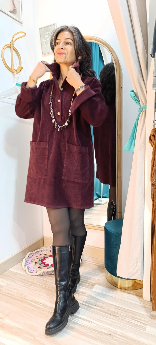 Vestido pana recto con bolsillos frontales