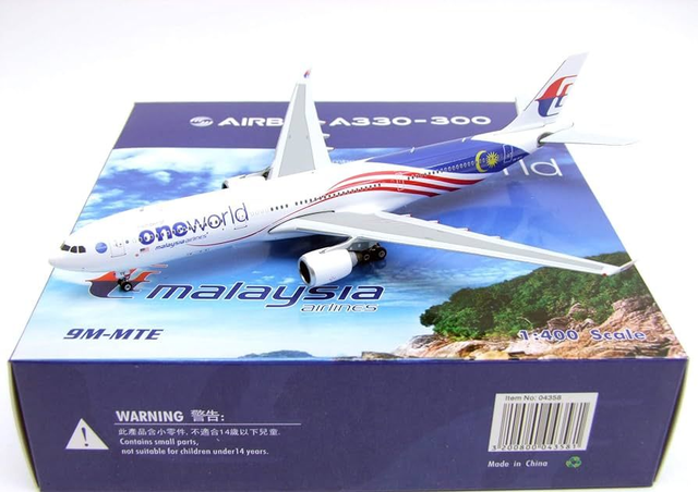 Airbus A330-300 Malaysia One World 9M-MTE