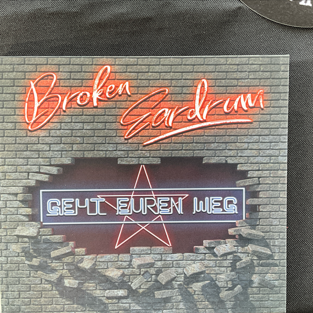 Broken Eardrum „ Geht euren Weg“