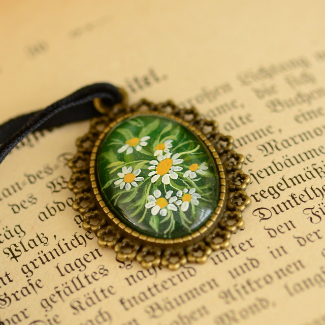 Daisies Pendant