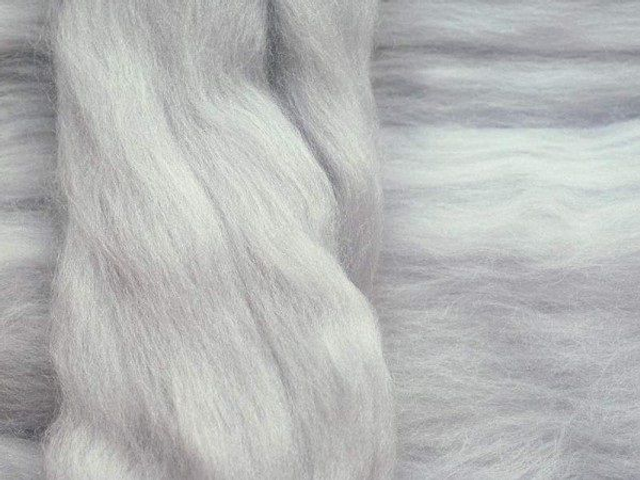 Lana merino -  Grigio fumo 16 mic in un nastro (50 gr.)