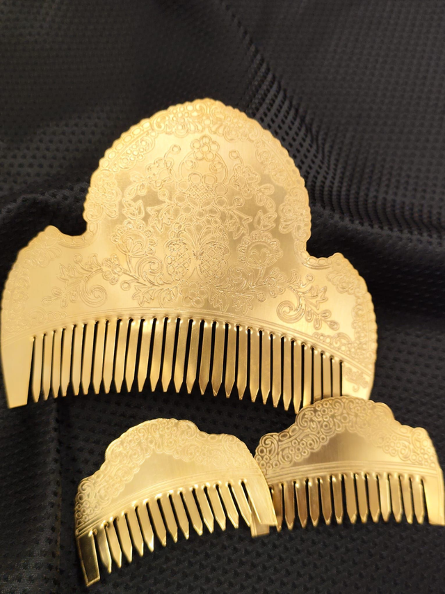 Peineta flor de agua ref. 528