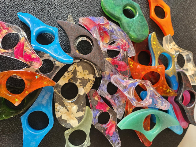 Bague de lecture résine cœur rouge orangé