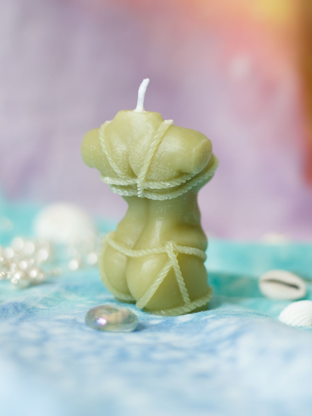 Bougie Ishtar ❧ Olive green