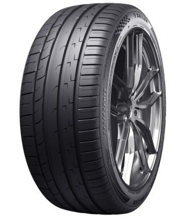MINI Cooper E:n 17" kesärenkaat (Sailun Atrezzo ZSR 2 XL RP