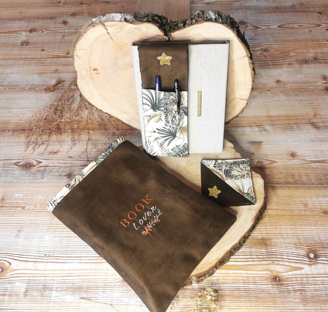 ✨Ensemble Book Lover Marron✨ Pochette à livre - Porte-Stylo - Marque-page