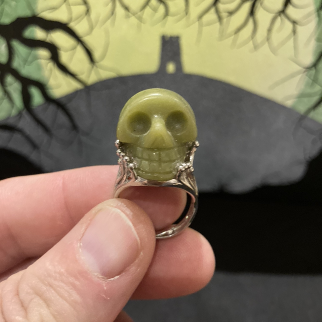 Green Aventurine Skull Ring. 