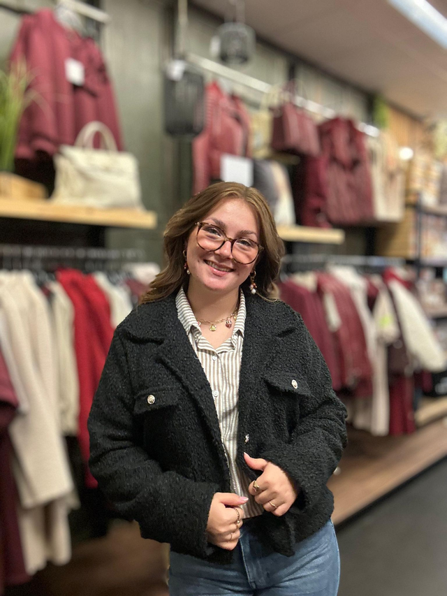 Jasje Iris bouclé zwart