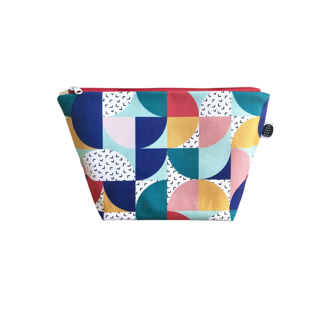 Trousse de toilette - tissu intérieur imperméable - BAUHAUS