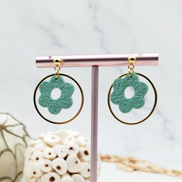 Boucles d'oreilles Anneau doré Fleur Vert Absinthe