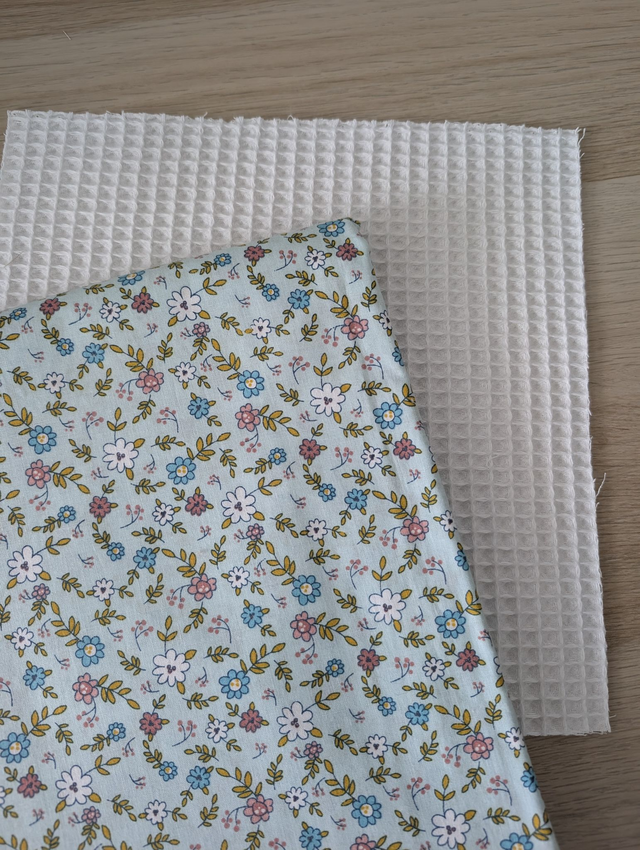 Essuies tout lavables bleu clair petites fleurs