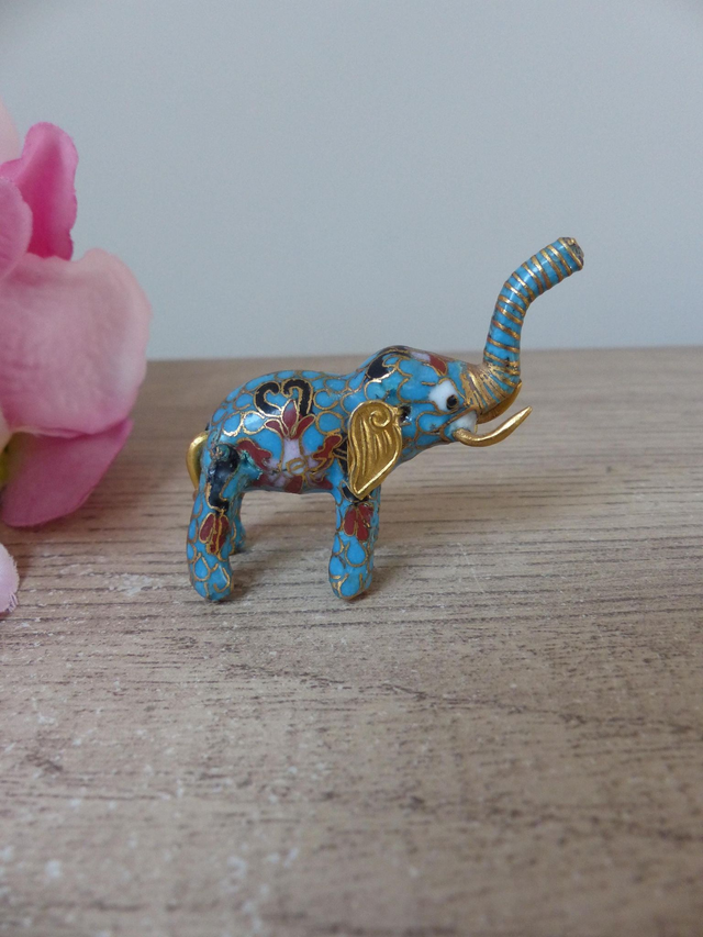 Figurine éléphant miniature en émail cloisonné bleu et doré, collection animal éléphant décoratif vintage fait main collection idée cadeau
