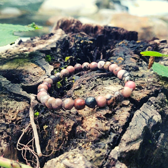 Rhodonite Tachetée Bracelet 6mm 