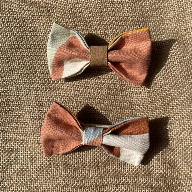 Nœud papillon imprimer graphique marron/orange