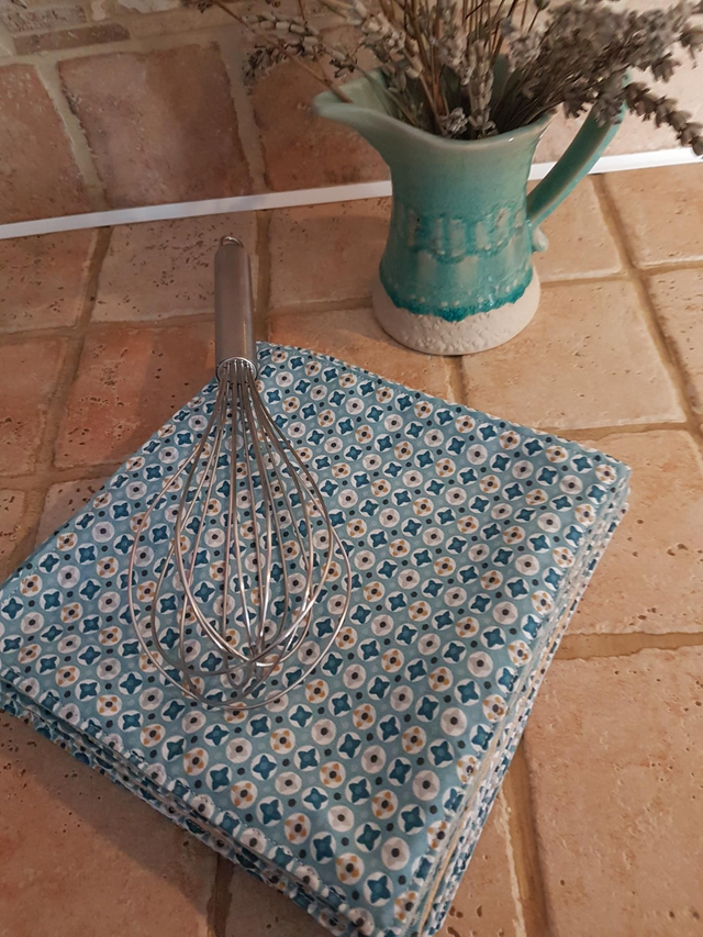 1 essuie-tout / serviette de table JAUNE géométrique et florale