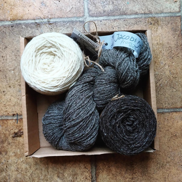 Yarn Box Natural