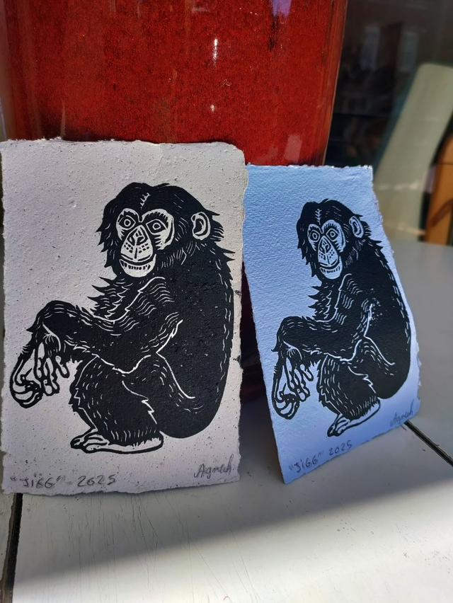 linogravure " JIgg", le chimpanzé 10X15 cm -papier café