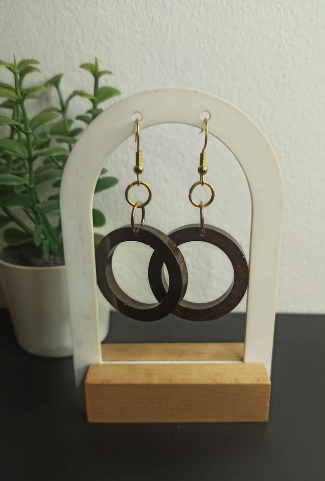 Boucle d&#039;oreille M (A07)