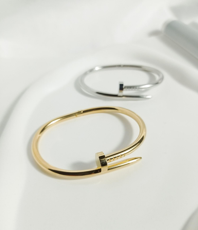 Bracelete Prego em aço inoxidável 