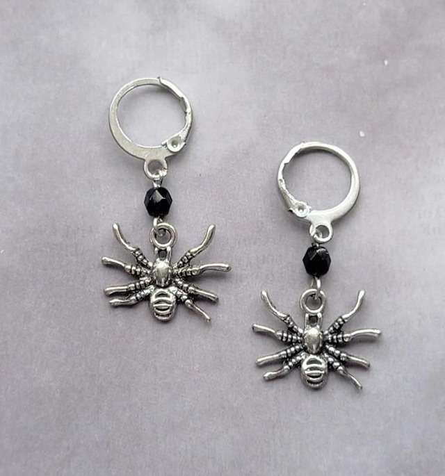 Spider Mini Hoop Earrings 