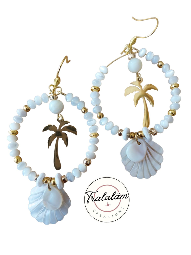 ✨Boucles d&#039;oreilles créoles nacre et palmiers dorés✨EVASION(183BO)