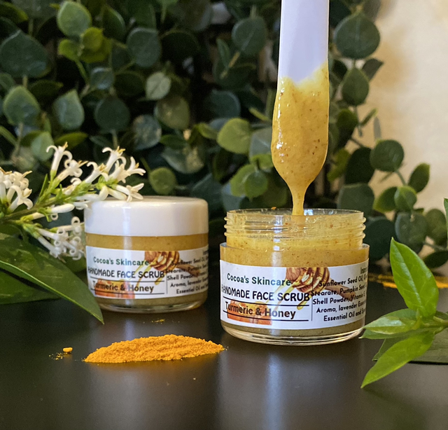 Turmeric &amp; honey Face Scrub