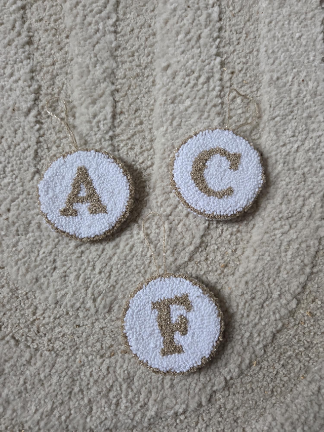 Suspension de Noël personnalisée - Initiale