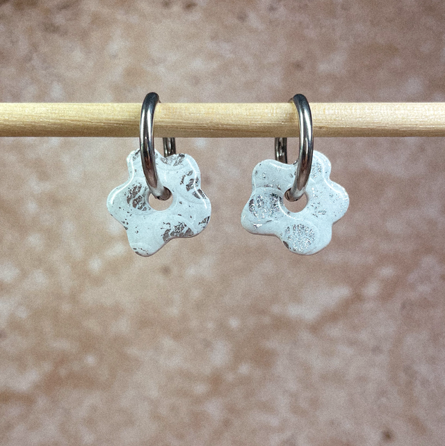 P'tites fleurs - Pois argenté craquelé (sans créoles)