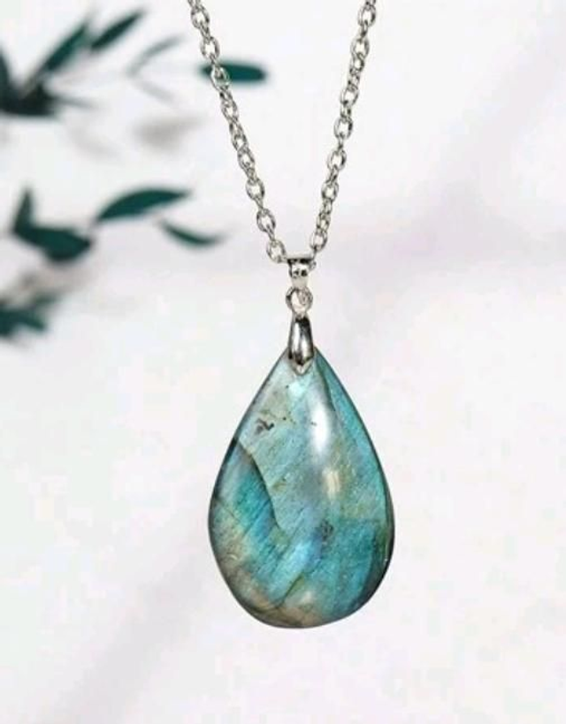 Pendentif labradorite en goutte 