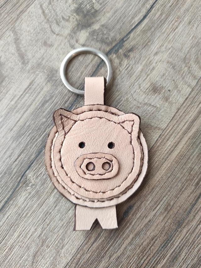 Porte clés cochon en cuir 