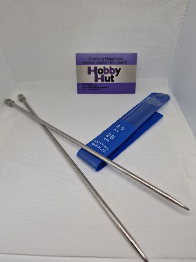 Knitting Needles Size 4.5mm 25cm long
