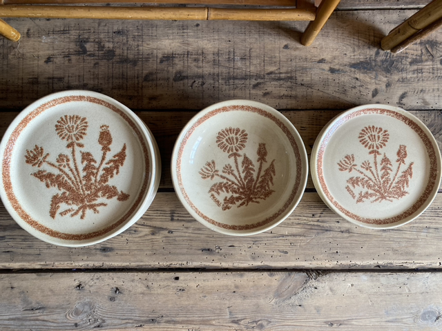 Service assiettes enseigne Total