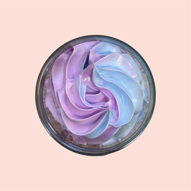 Marshmallow and blueberry frosting 