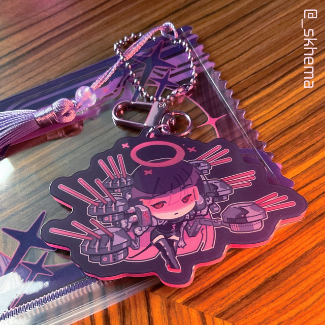 SET pink nightglow charm + PVC bag