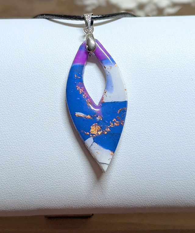 Pendentif goutte Nébuleuses