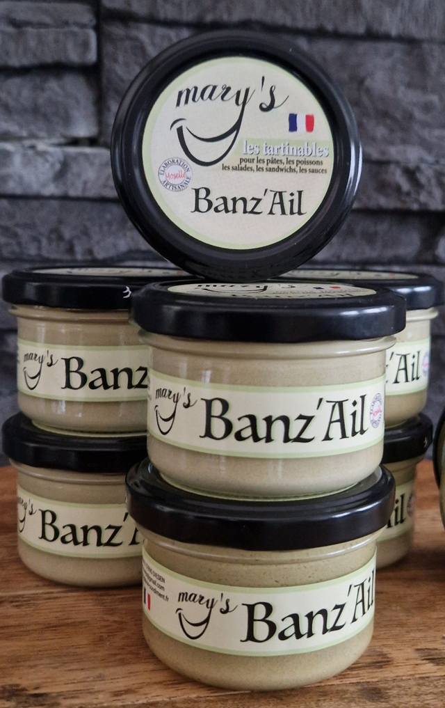 Banz'ail 90gr , idéal pour tous vos plats, viandes, sandwich, apéro, une crème d ail façon beurre maitre d'hôtel, un délice.