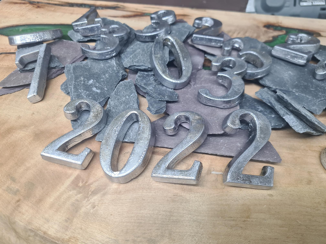 50mm Cast Lead Numbers - Lead Emblems