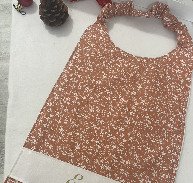 Serviette de cantine maternelle ( fleuris) 