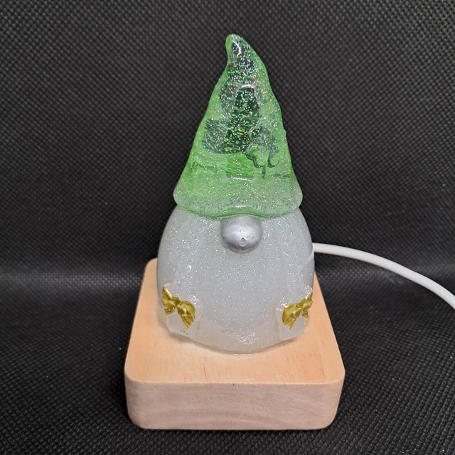 'Green Hat' Dwarf LED light