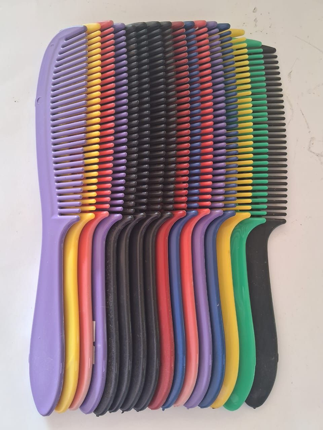 Pente Profissional Cabo Pequeno Para pentear Cabelos