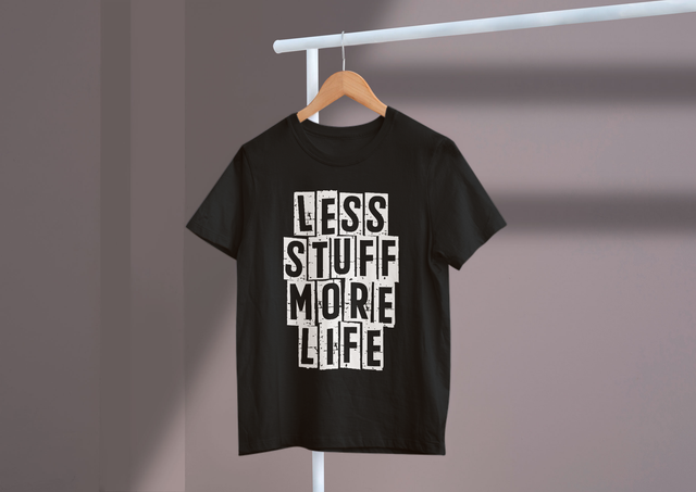 Less Stuff More Life Minimalism Lifestyle Simple Living. Weniger Zeug, mehr Leben, Minimalismus, Lebensstil, einfaches Leben