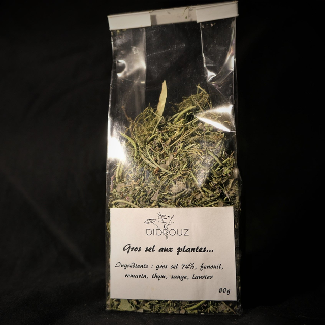 Gros sel aux plantes