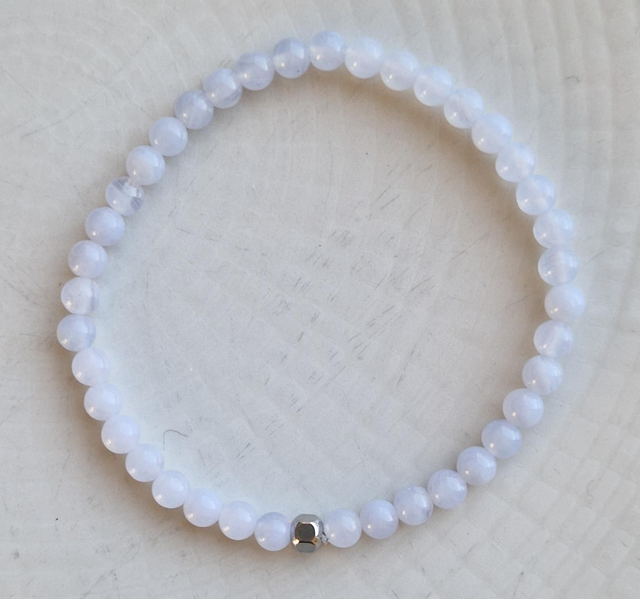 Bracelet CALCEDOINE BLEUE 4mm