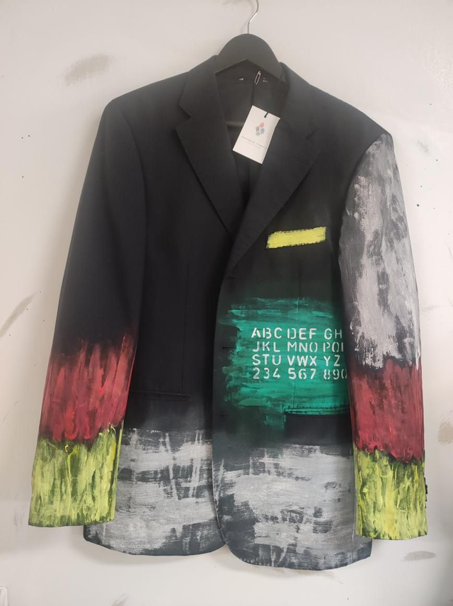 Reworked elegant blazer with print 