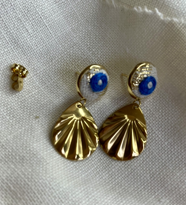 Boucles d’oreilles *Rosalie* bleue